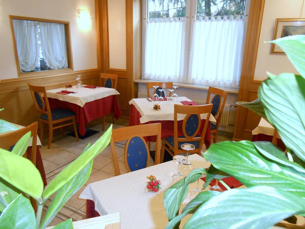 פלטרה Hotel Ristorante Sagittario מראה חיצוני תמונה