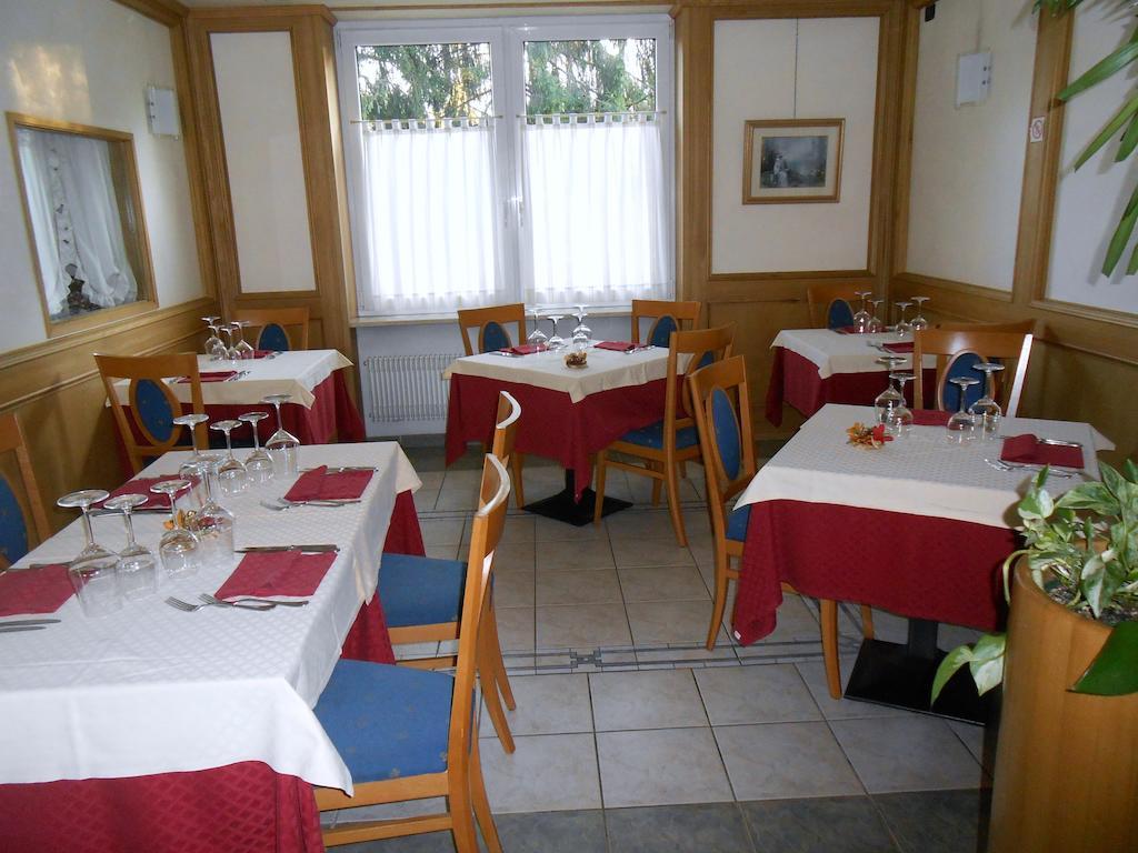 פלטרה Hotel Ristorante Sagittario מראה חיצוני תמונה